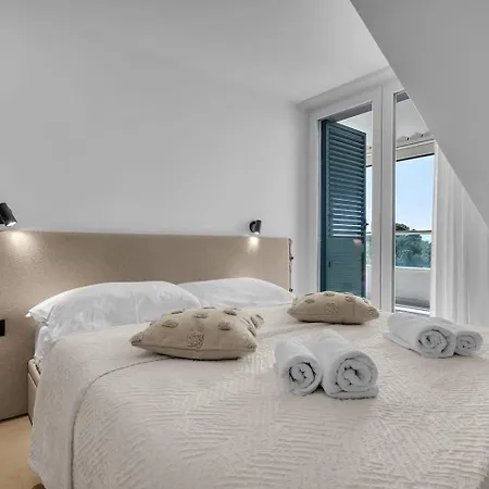 Apartment Penthouse Nikolina-50m To Beach! - Exklusiv Makarska